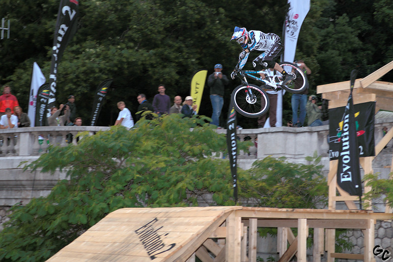 Gee Atherton en filé